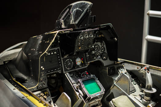 F16 Cockpit