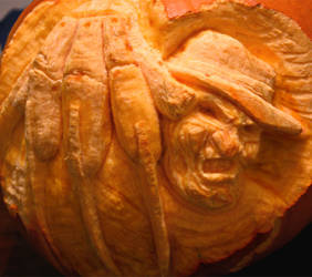 The pumpkin that carves back