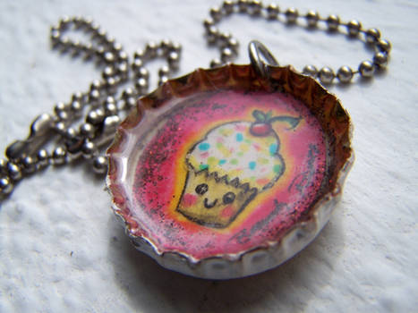 cupcake necklace