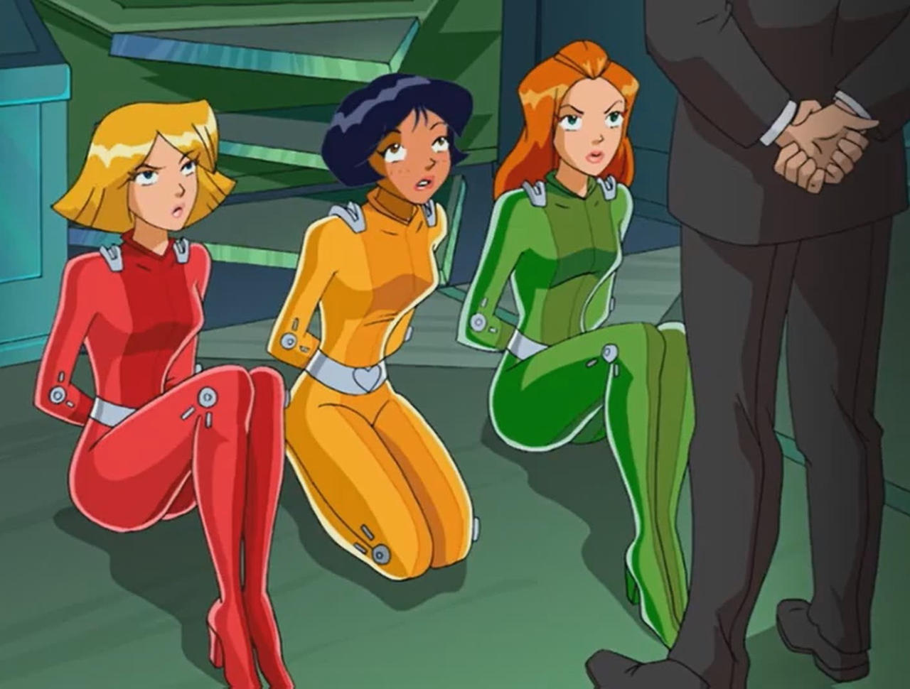 Clover / Alex / Sam : Captured by simo10012001 on DeviantArt