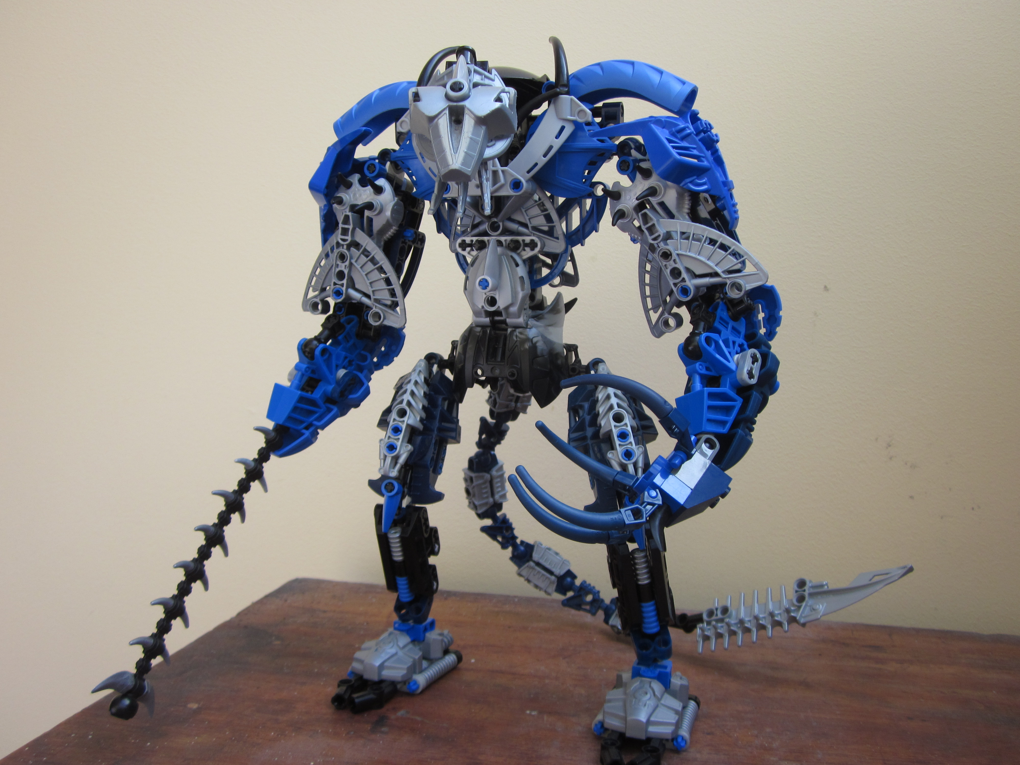 Bionicle MOC: Amphibax Revamp