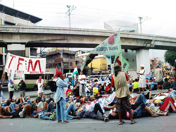 Mendiola Rally. by senyorajie on DeviantArt