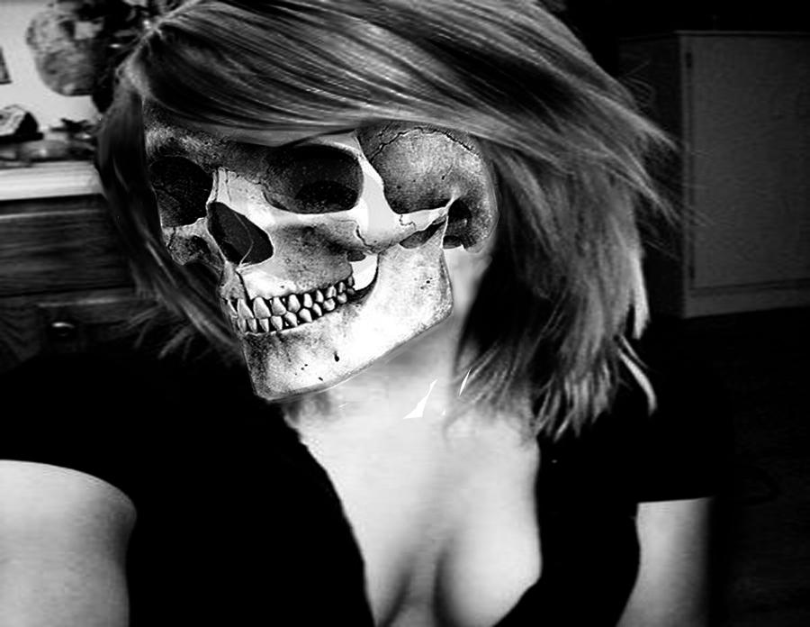 Skull Girl