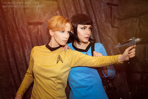 Kirk and Spock - Star Trek cosplay