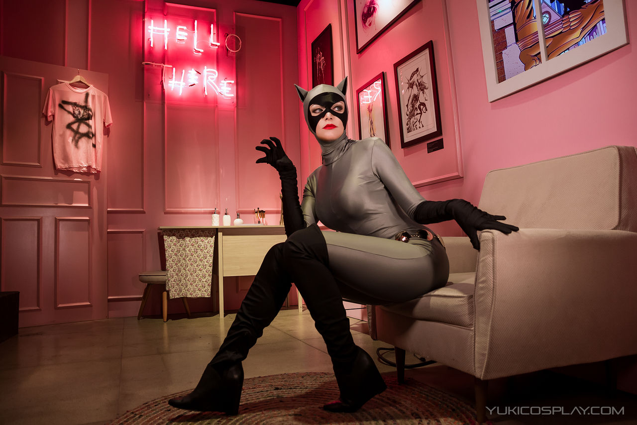 HELLo tHERE - Catwoman cosplay