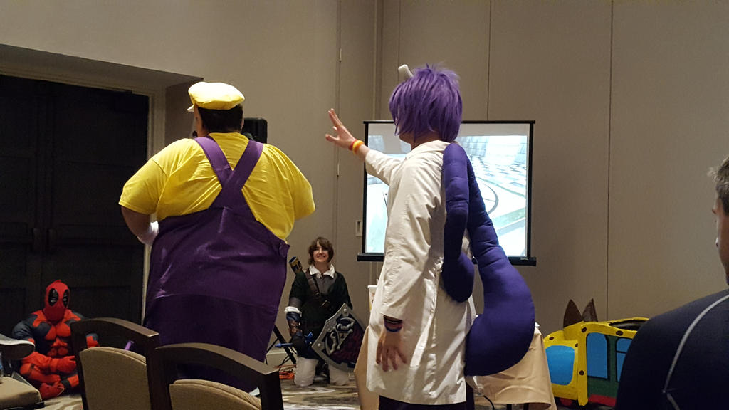 AAC Cosplay Rumble 2017 Mewtwo and Wario by Sylabus on DeviantArt