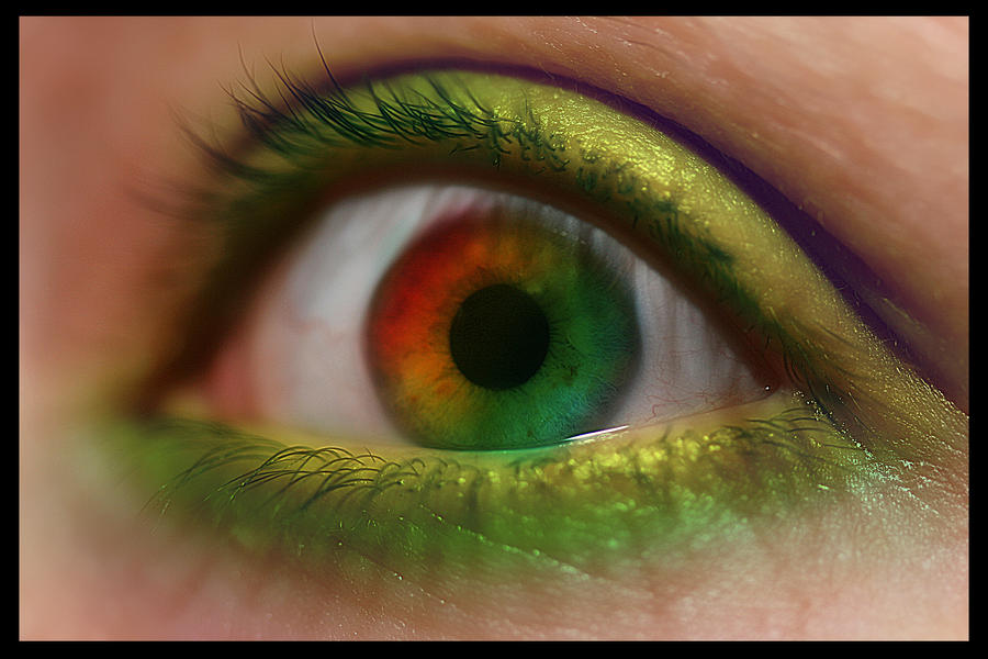 Rainbow-eye