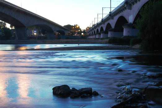 Loire ~ entre le pont Thinat et la voie ferree