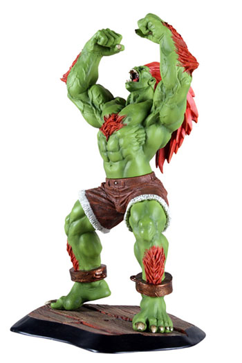 Street Fighter Blanka statue