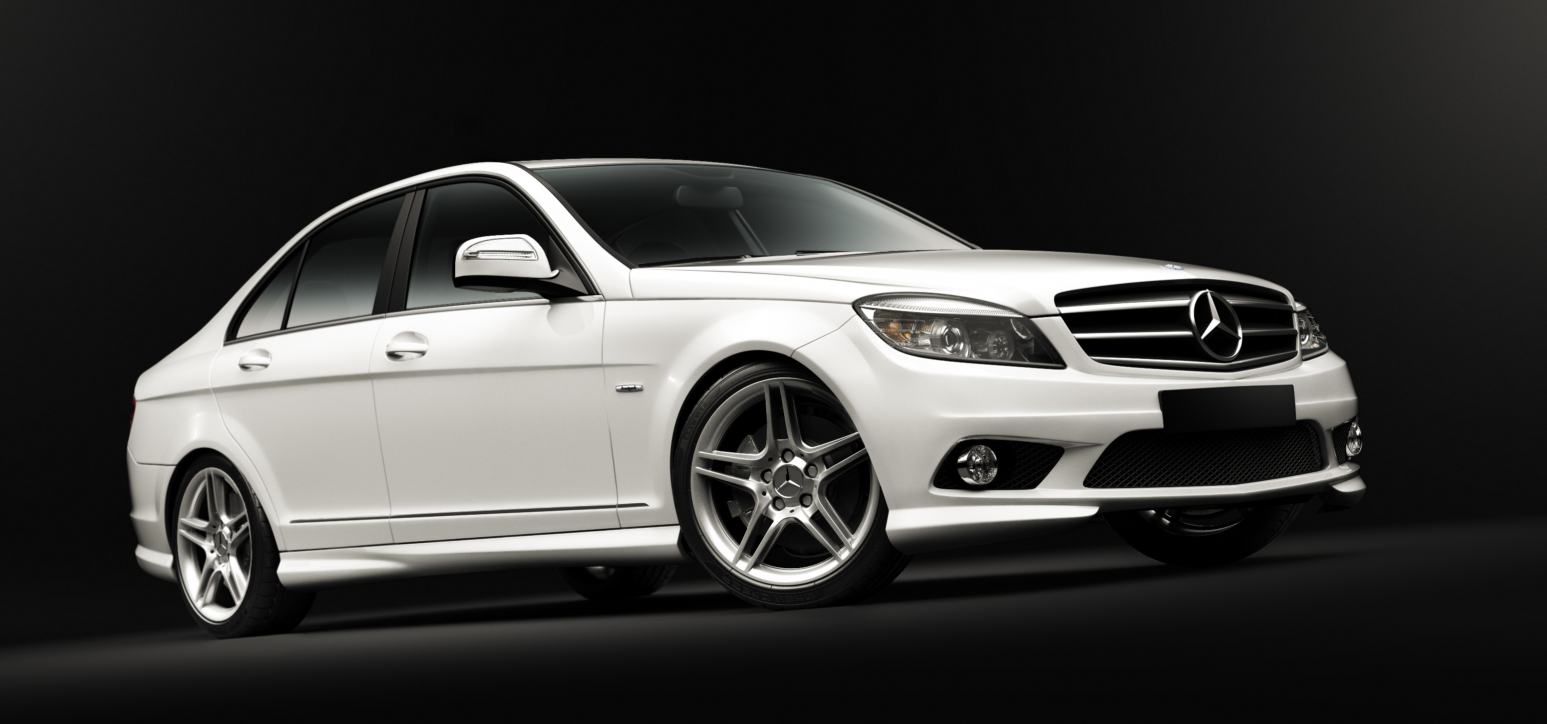 Mercedes C-class_Side