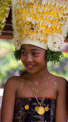 Girl in traditional Bali dress