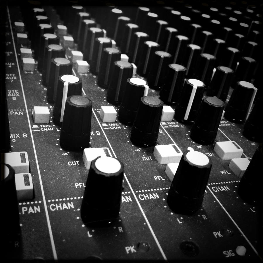 Mixing Desk 4