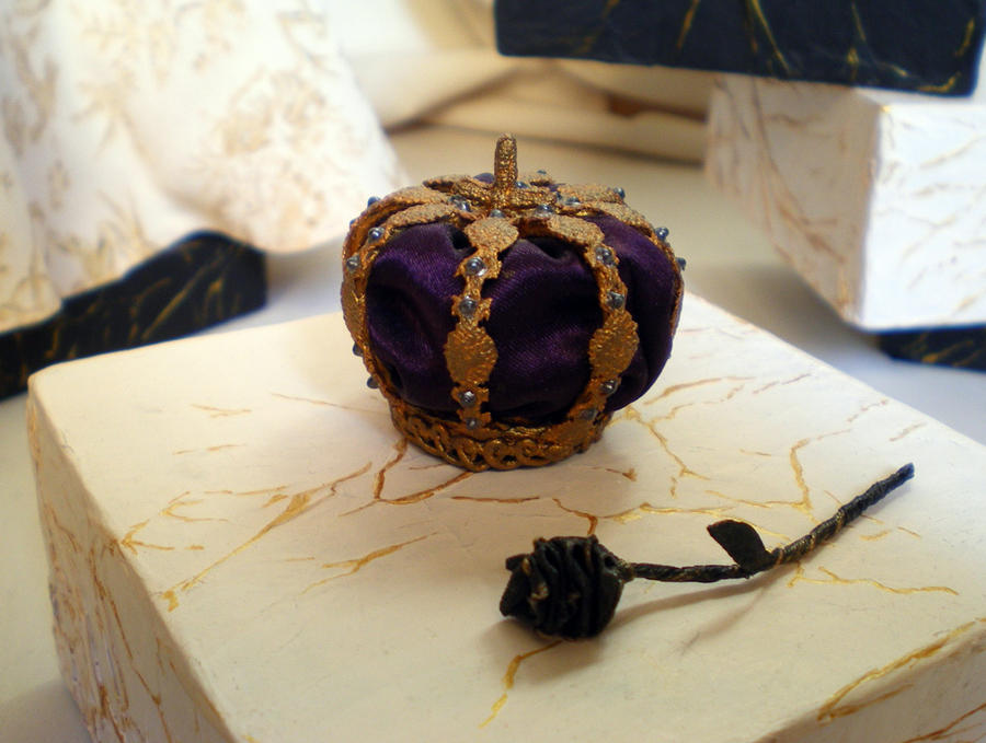 CheckMate. Rose And Crown. by Maeglindark on DeviantArt