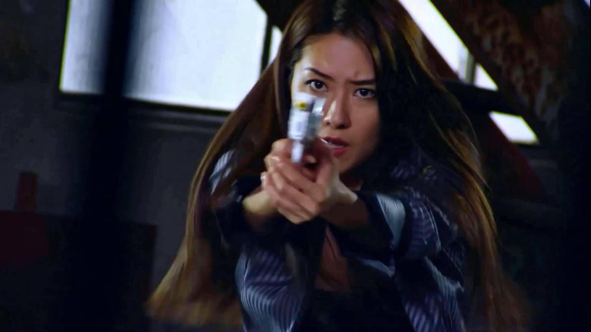 Female Officer Shot Someone in Her Mission by 870573534 on DeviantArt