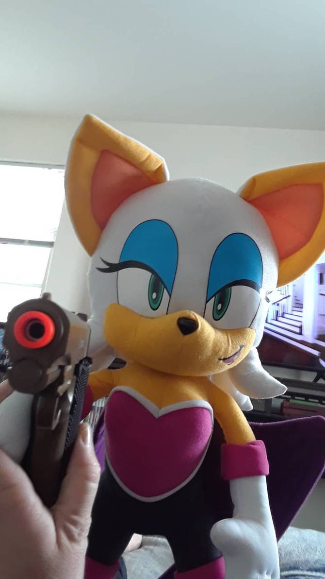 Fallnightwolf Rouge Rouge with a gun by FallNightWolf on DeviantArt