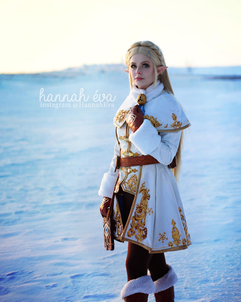 Legend of Zelda: Breath of the Wild cosplay by KayaKirkland on