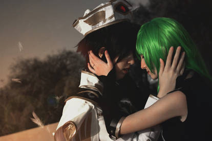 Lelouch vi Britannia and C.C cosplay