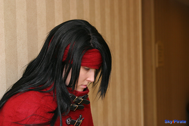 Vincent Valentine     pose 2