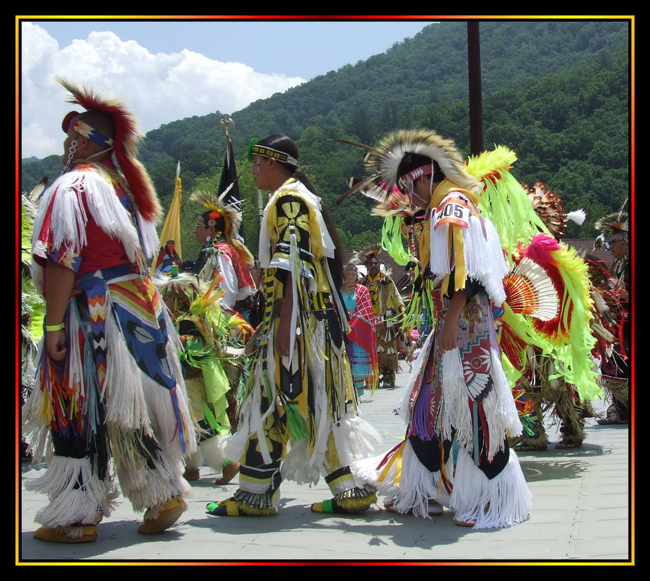 Pow Wow Dancers by ToxieFox on DeviantArt