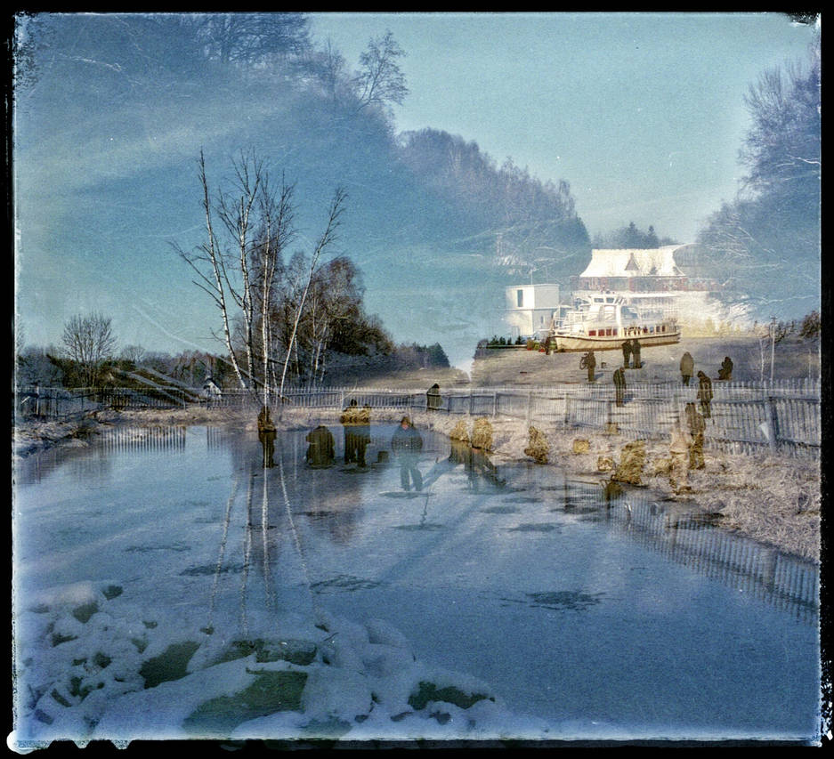FilmSwap: Photographing the Elves II by Helkathon