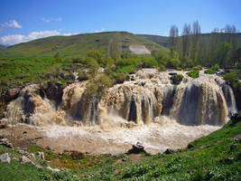 Muradiye fall