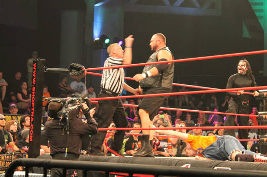 E Hebner - I'm the referee damnit!!