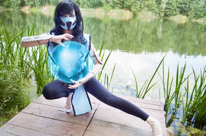 Mortal Kombat X Female Sub Zero Cosplay 01