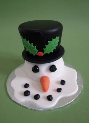Mini Melting Snowman Cake by sparks1992