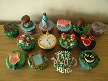 Alice In Wonderland Cupcakes