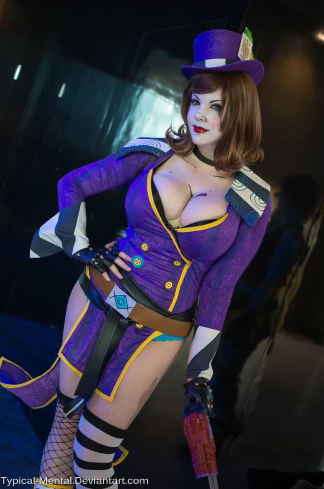 Mad Moxxi: Look but don't touch