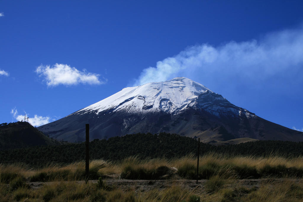 Popocatepetl 3 by jluis-ao on DeviantArt