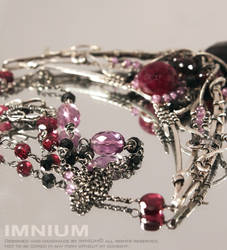 Black Nouveau necklace - details by IMNIUM