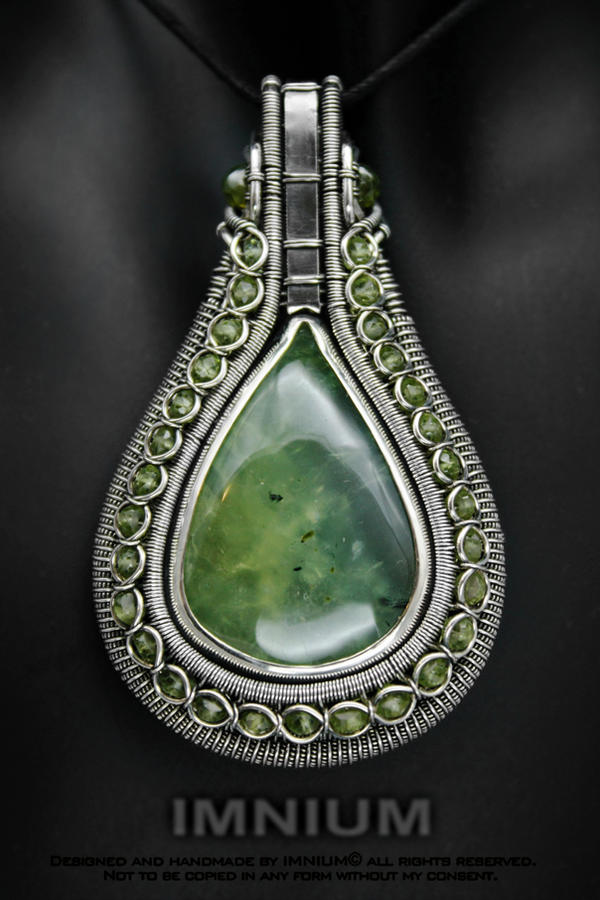 Prehnite teardrop pendant