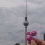 Pinkie climbs the Fernsehturm
