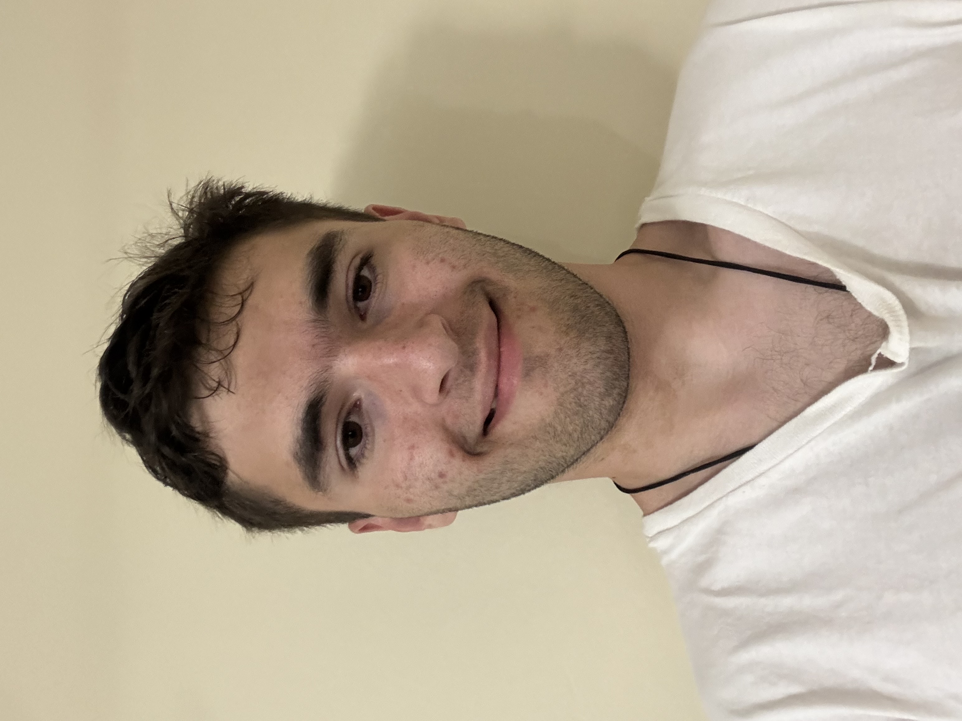 HumanElias90 - Voice Artist