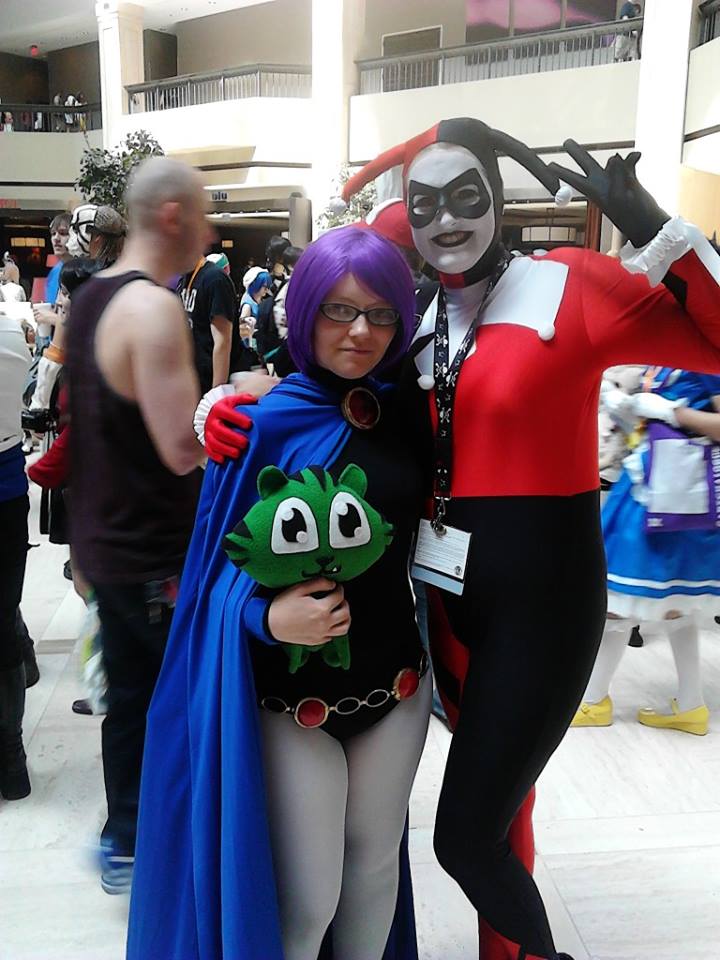 Raven meets Harley Quinn