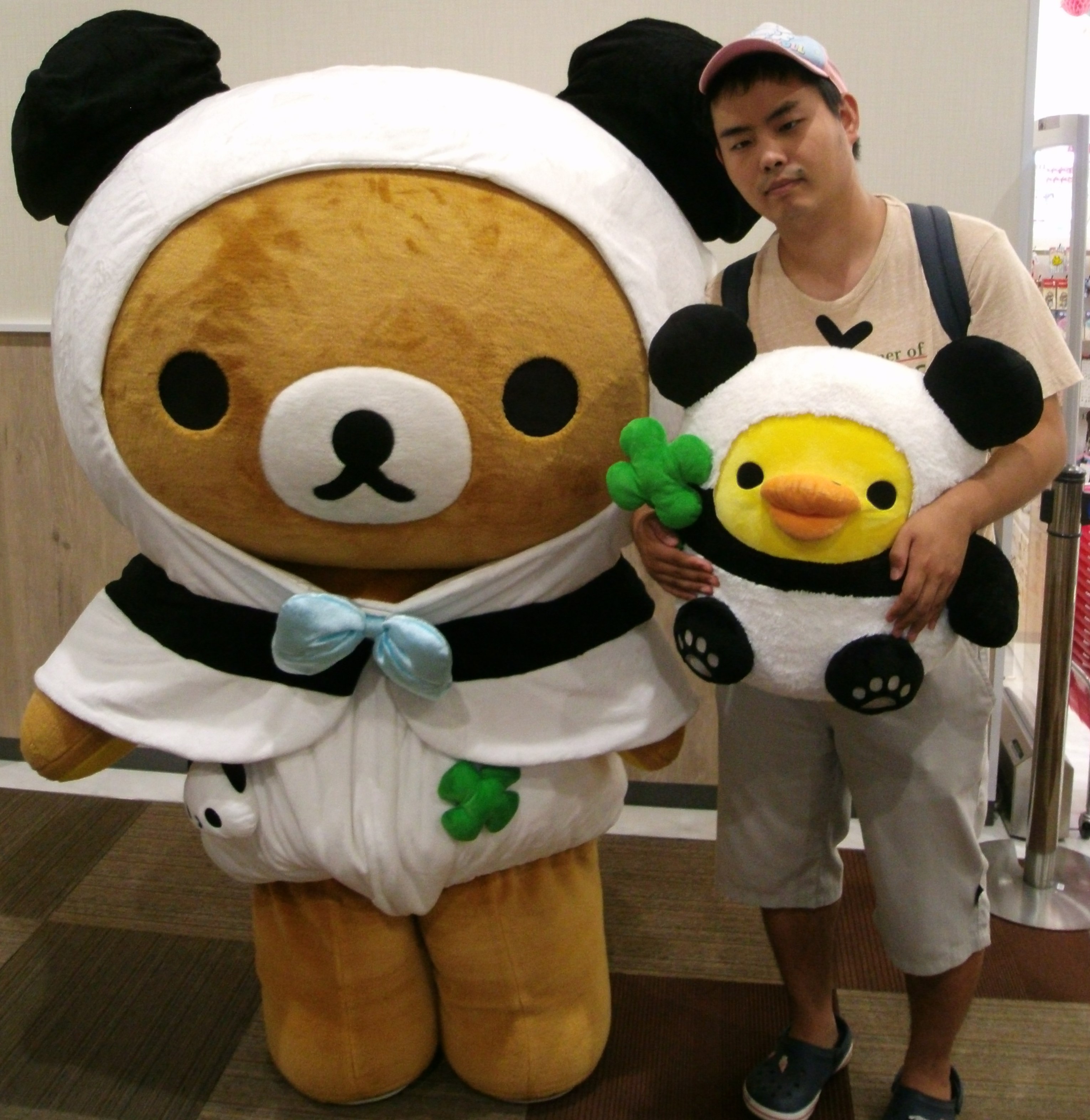 Rilakkuma meets Panda de goron and me 1