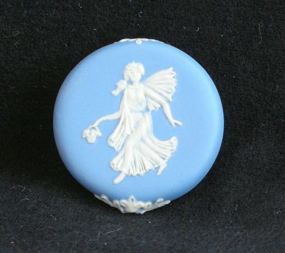 Wedgwood Lady by nativeart