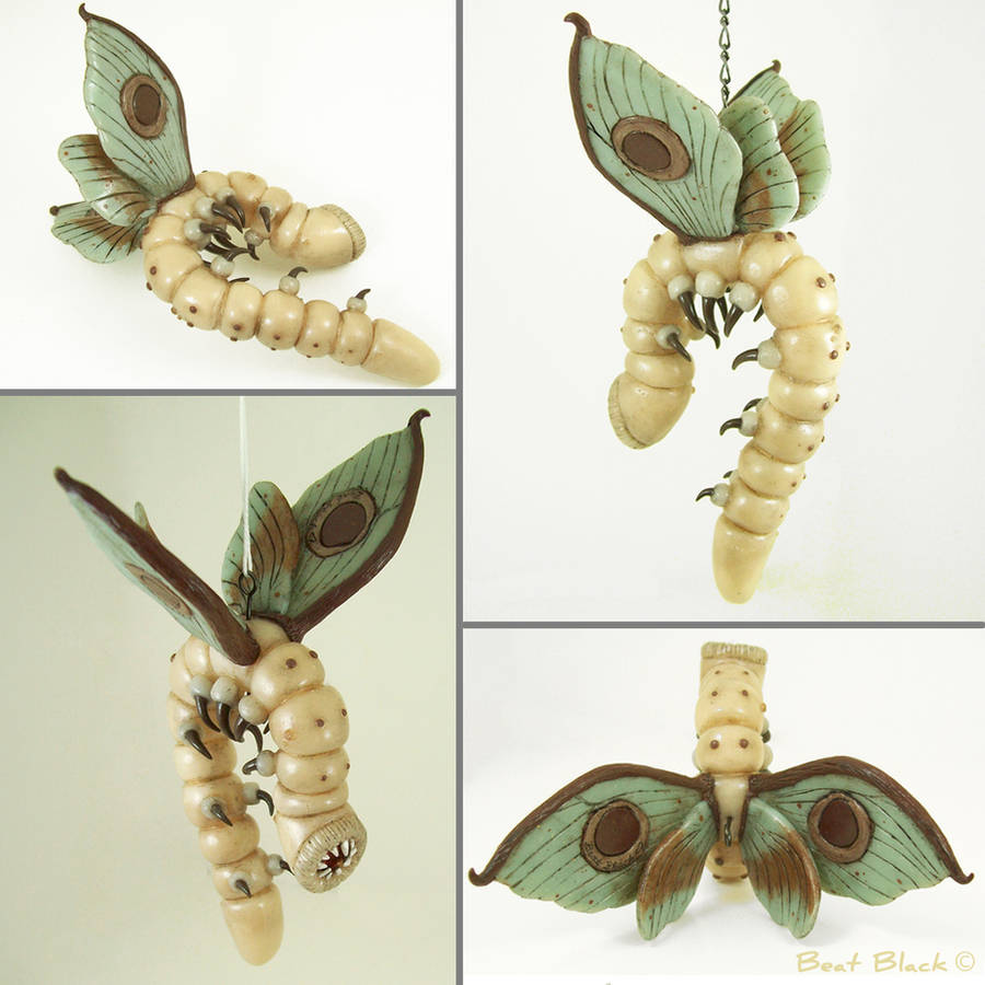 flying curdle worm by True-Crimeberry