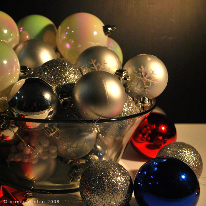 Bauble Joy V