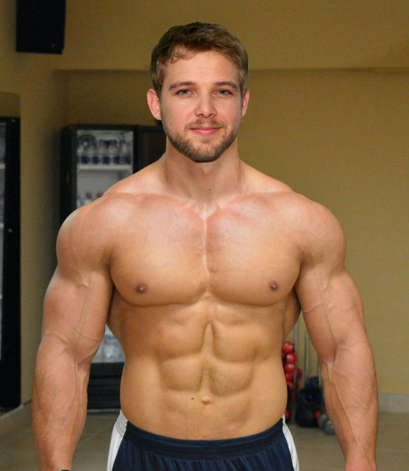 Max Thieriot Muscle Morph 6 by horber on DeviantArt