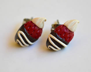 Chocolate Dipped Strawberry Earrings by yobanda