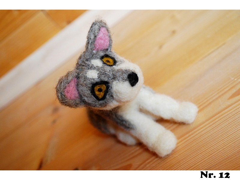 Needle felted shadow husky