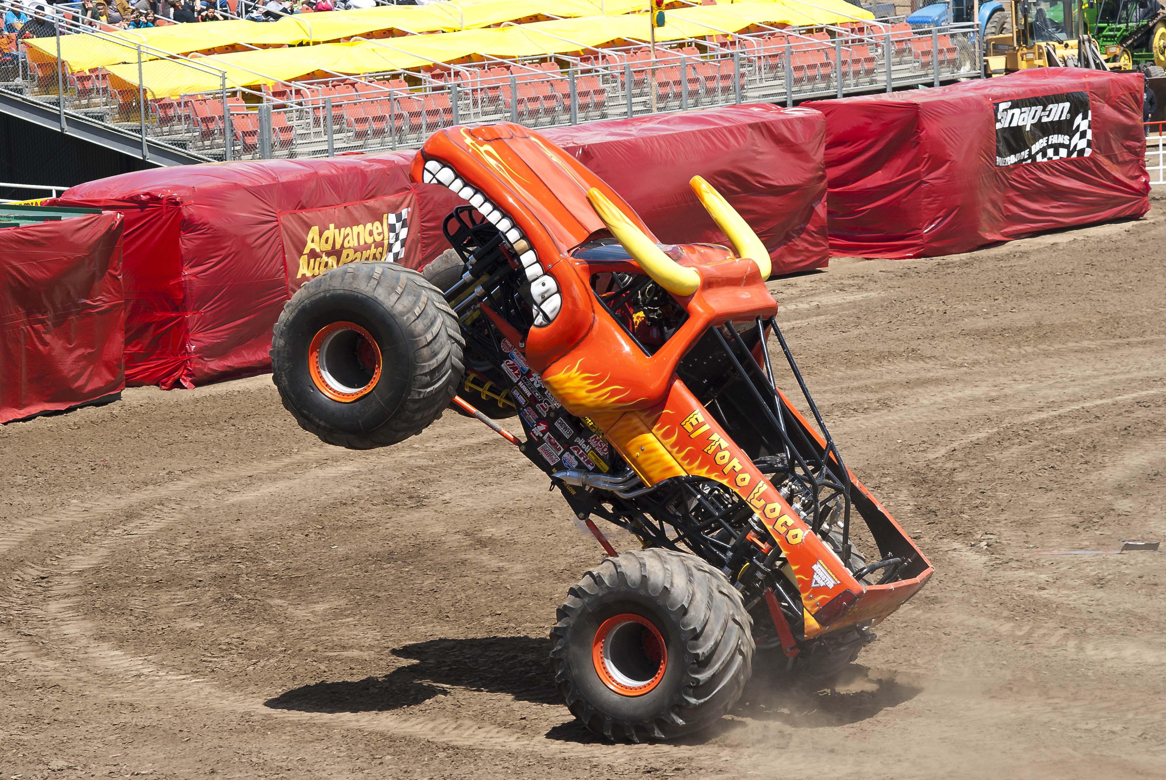 El Toro Loco Monster Truck by BrandonLee88 on DeviantArt.