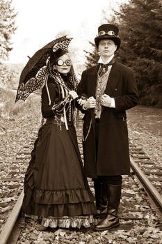 M and J Steampunk costumes 02