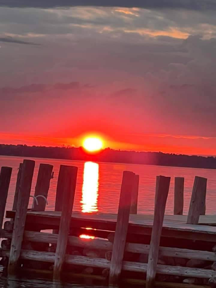Rubescent Sunset Ruby red sunset Closeup by MrReaperx on DeviantArt
