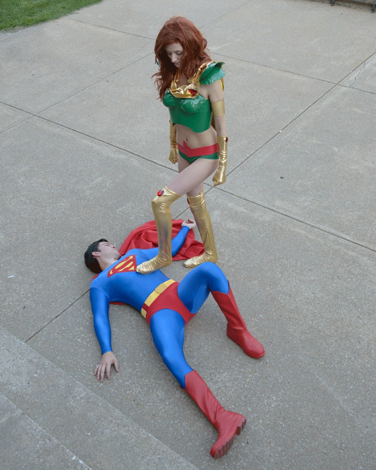 Superman and Maxima Cosplay