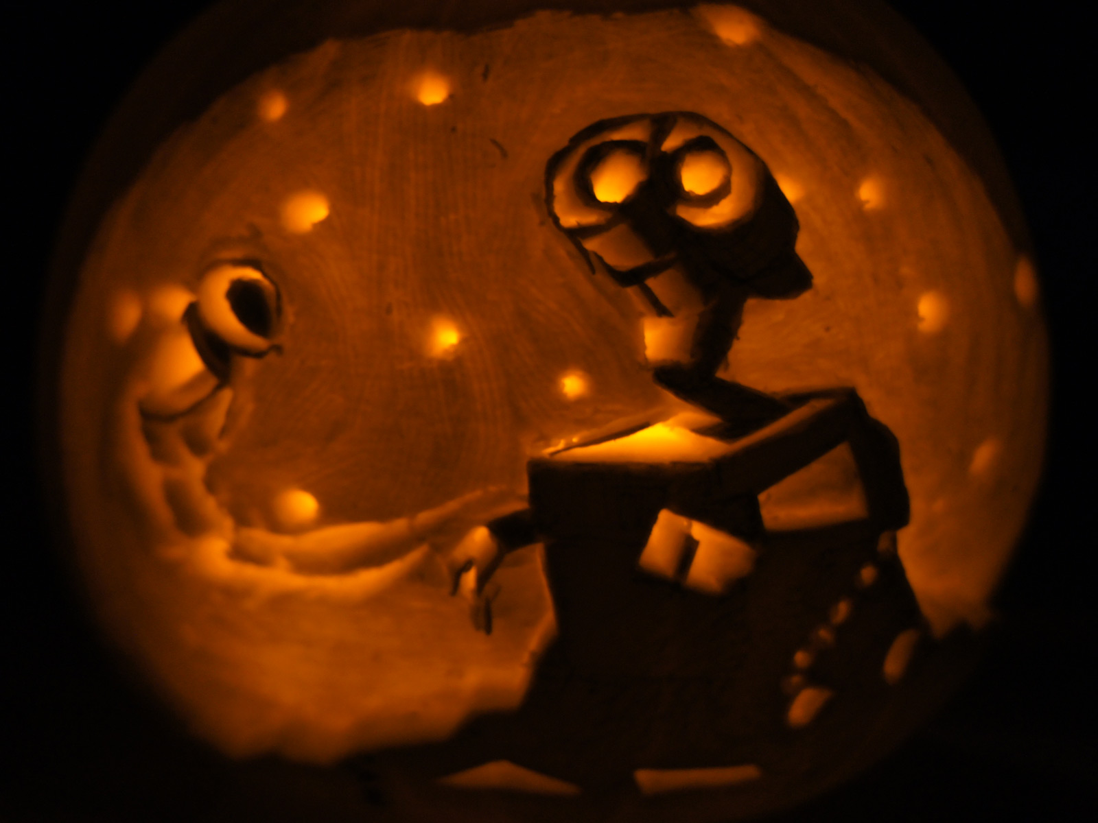 Wall-E Pumpking Carving