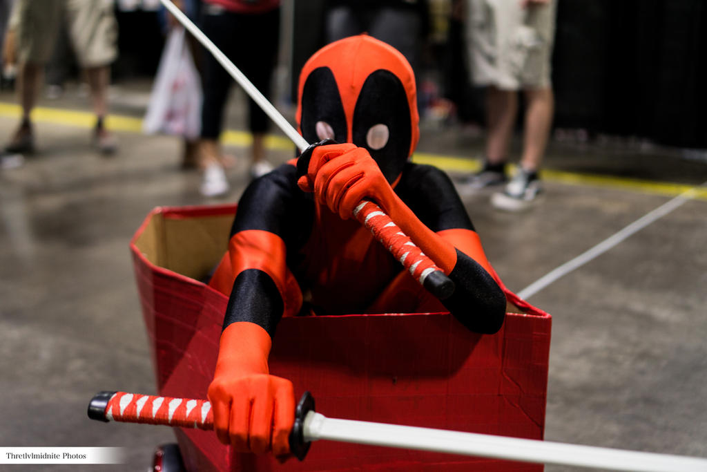 Cosplaying Deadpool Deadpool Cosplay by Thretlvlmidnite on DeviantArt
