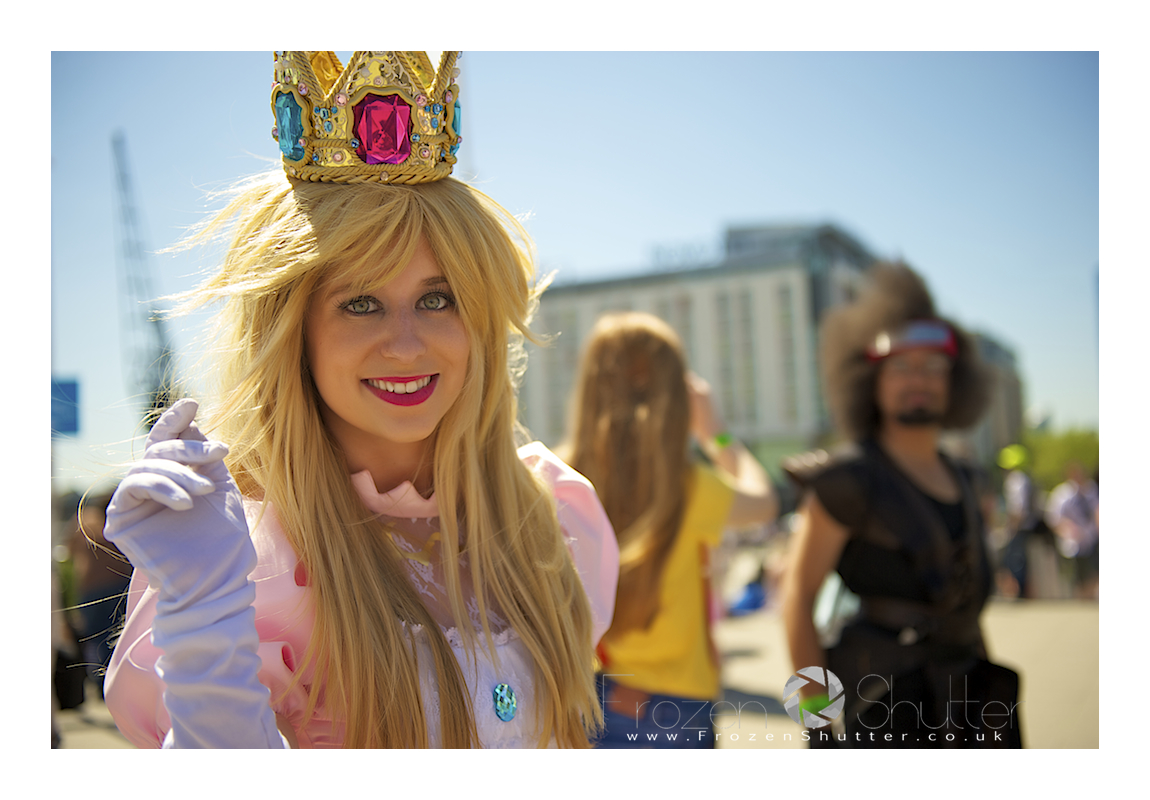 Princess Peach portrait Closeup